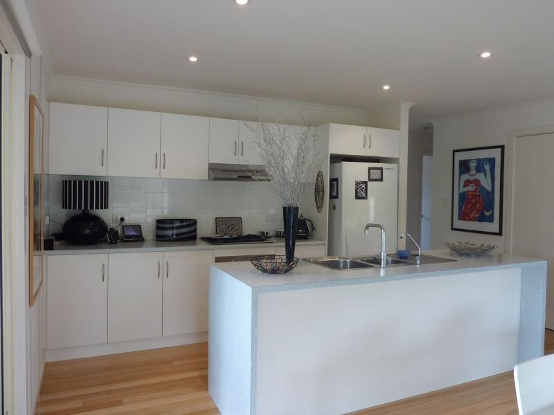 2/13 Edmund Street, Normanville SA 5204