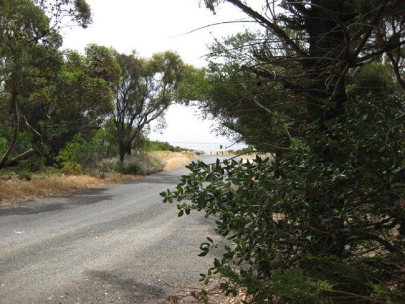 L100 South Road, Lady Bay, Normanville SA 5204