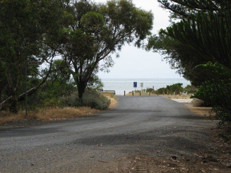 L100 South Road, Lady Bay, Normanville SA 5204