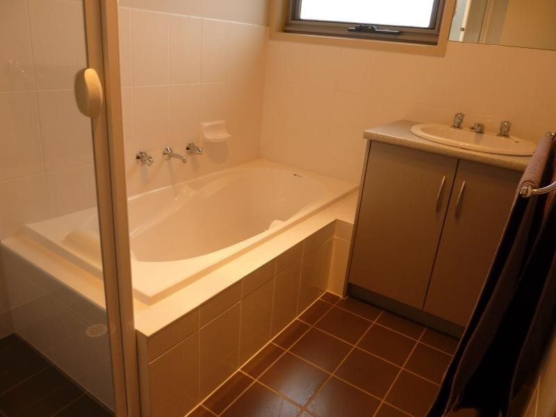 18 Barton Street, Yankalilla SA 5203