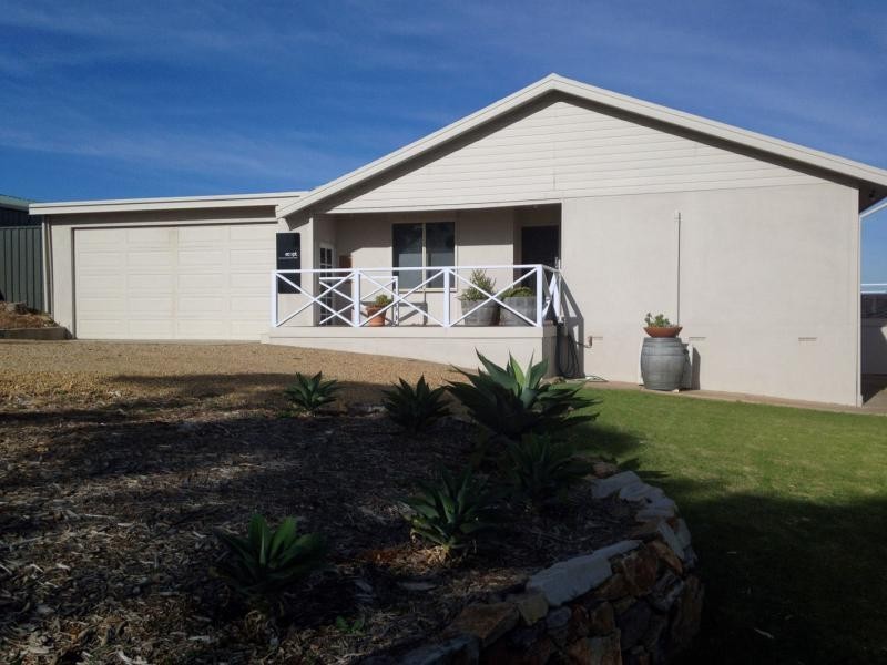 16 Willson Drive, Normanville SA 5204