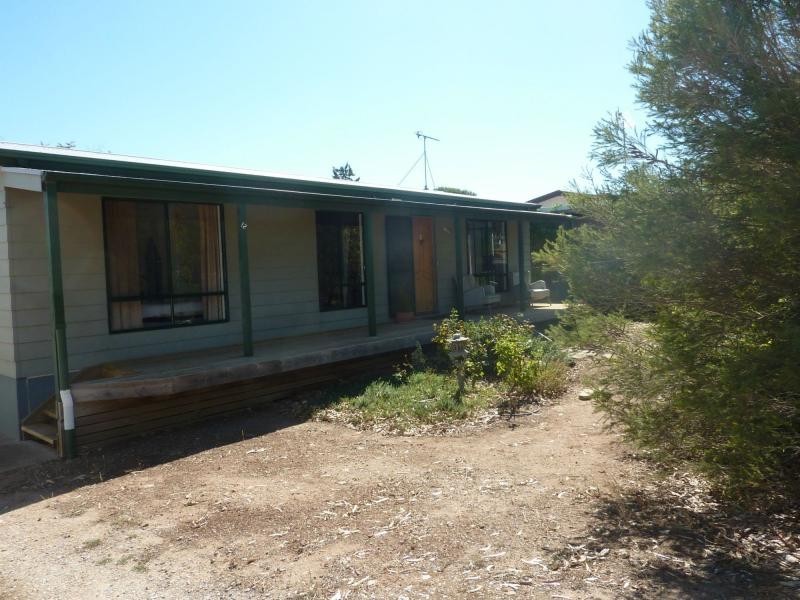 12 Carrickalinga Road, Carrickalinga SA 5204