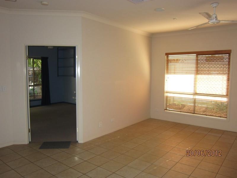 Sinnamon Park QLD 4073