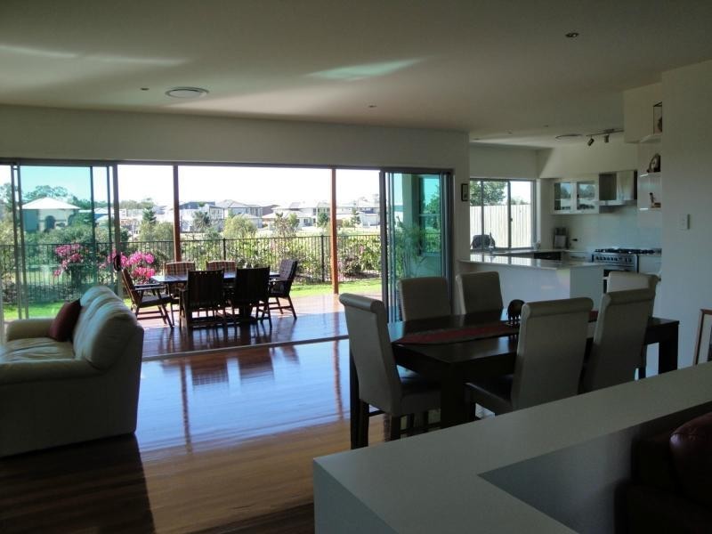 14 Brinley Place, Sinnamon Park QLD 4073