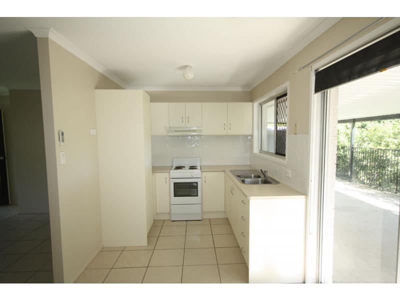 85 Tanglewood Street, Middle Park QLD 4074