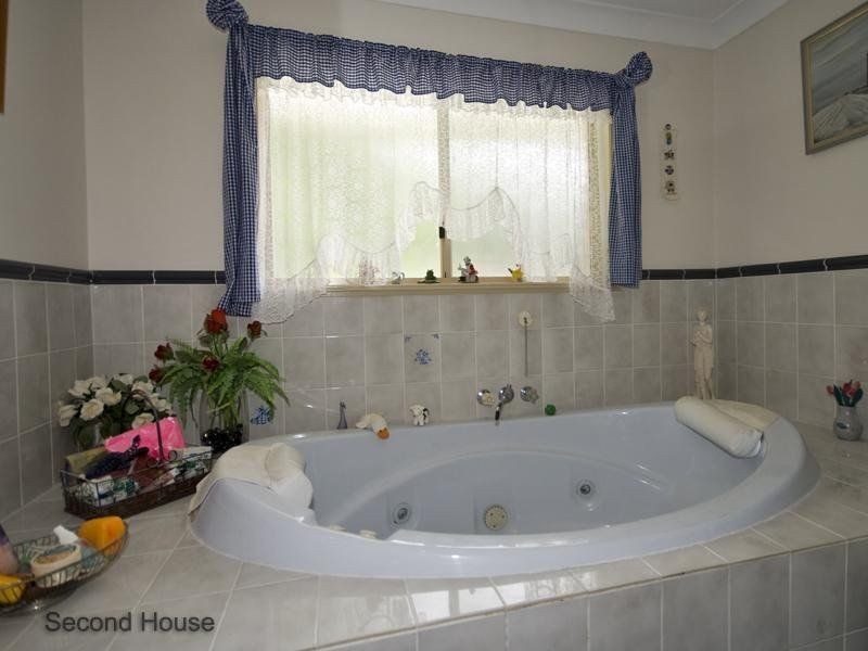 Bellbird Park QLD 4300