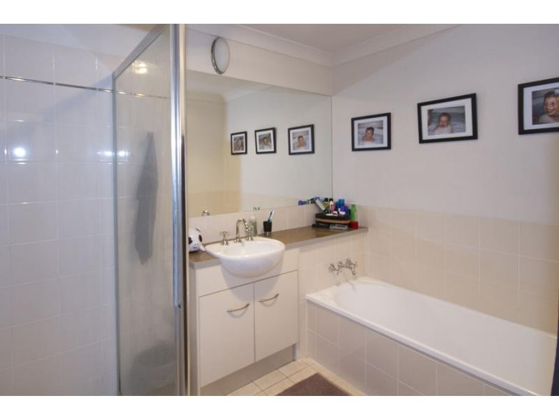 12/5 Central Avenue, Mount Ommaney QLD 4074