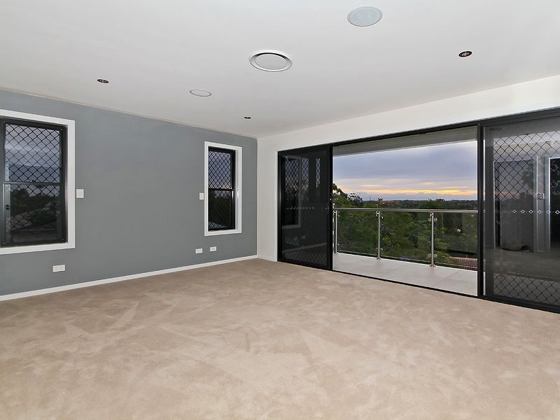 Jamboree Heights QLD 4074
