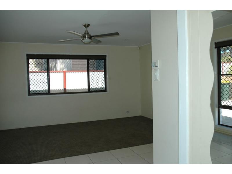 24 Pennant Street, Jamboree Heights QLD 4074