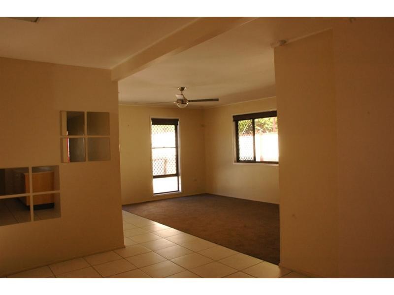 24 Pennant Street, Jamboree Heights QLD 4074