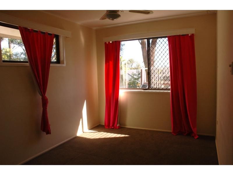 24 Pennant Street, Jamboree Heights QLD 4074