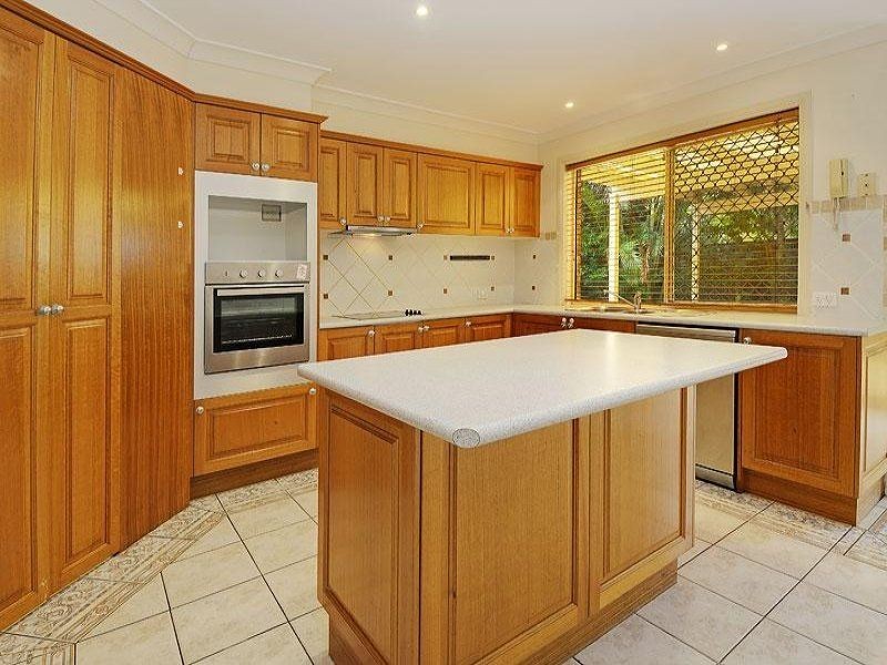 11/15 Abel Smith Crescent, Mount Ommaney QLD 4074