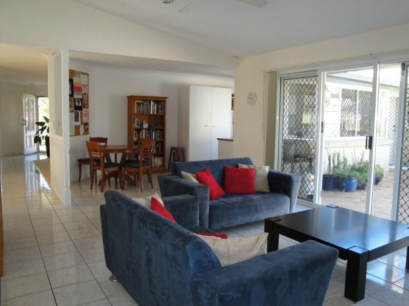 41 Apanie Street, Middle Park QLD 4074