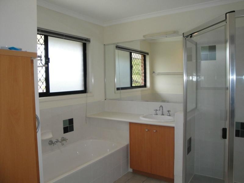 15 Correa Close, Westlake QLD 4074