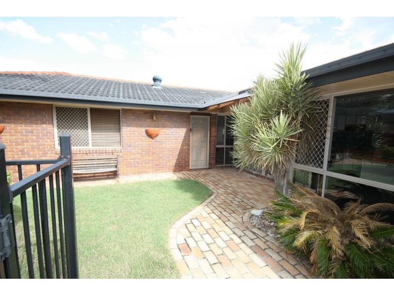 103 Arrabri Avenue, Mount Ommaney QLD 4074