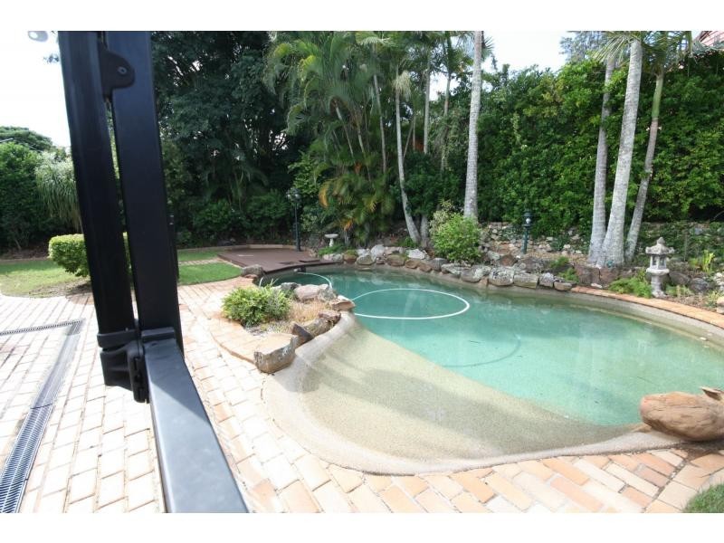 103 Arrabri Avenue, Mount Ommaney QLD 4074