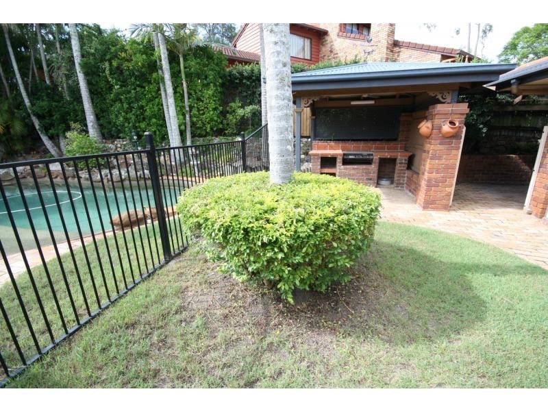103 Arrabri Avenue, Mount Ommaney QLD 4074