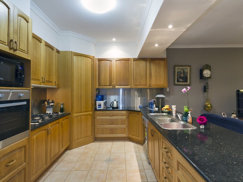 69 Daintree Place, Riverhills QLD 4074