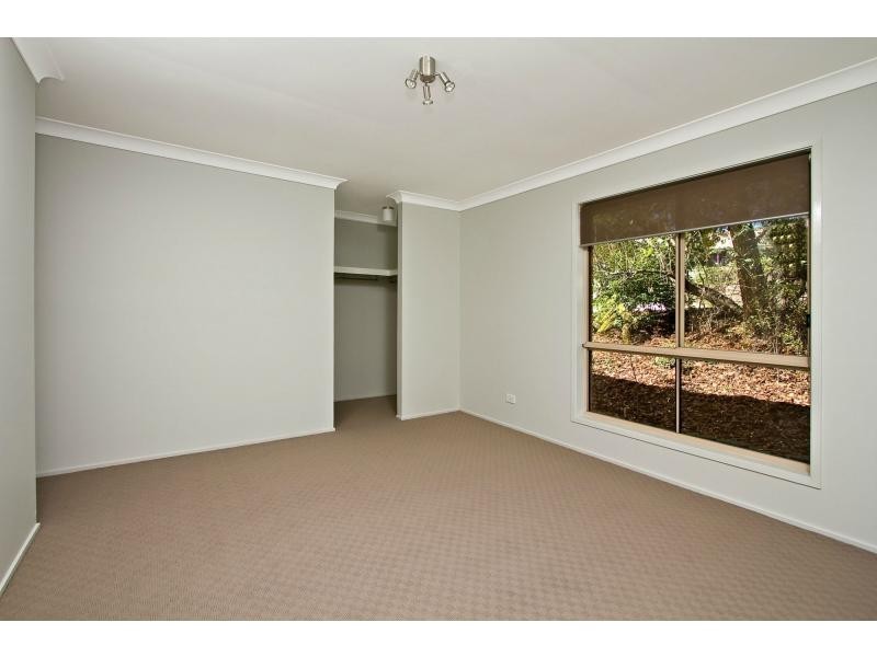 9 Tomkins Road, Riverhills QLD 4074