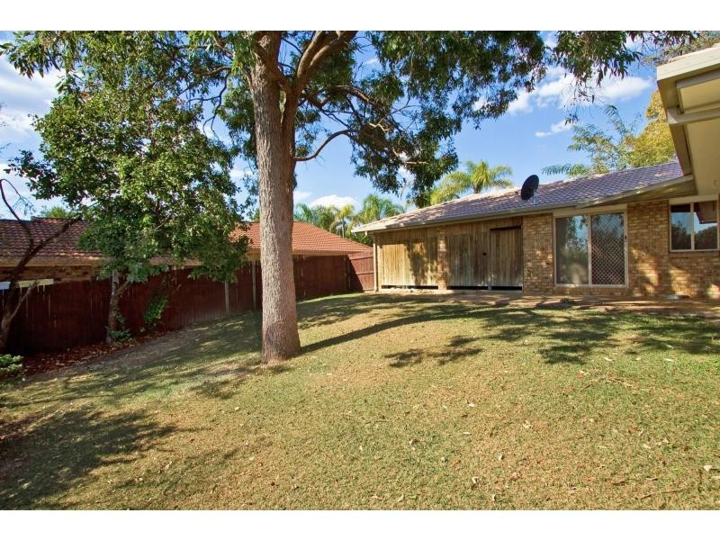 9 Tomkins Road, Riverhills QLD 4074