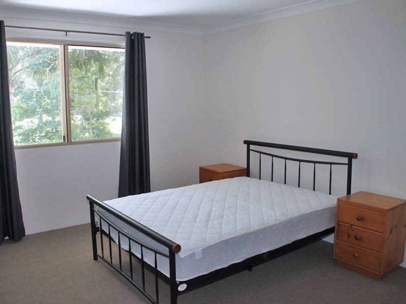 Unit 4/39 Raven Street, St Lucia QLD 4067