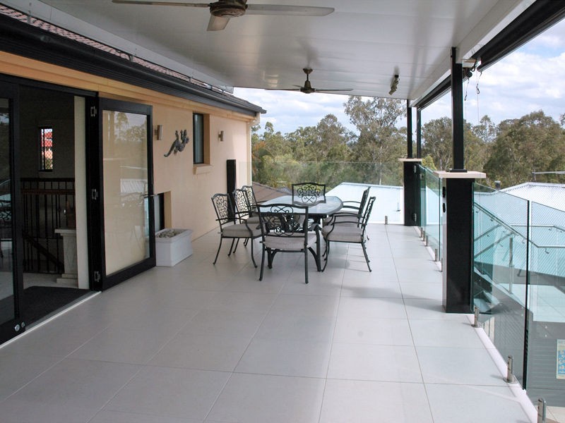 6 Gidgi Place, Westlake QLD 4074