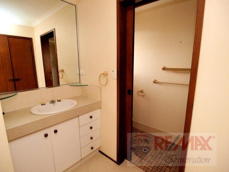 6 Permain Street, Middle Park QLD 4074