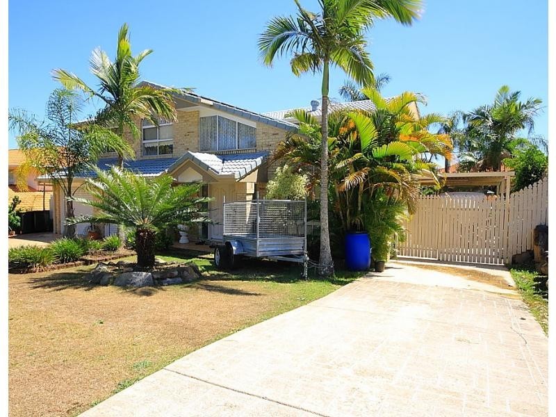 10 Baronga Street, Middle Park QLD 4074