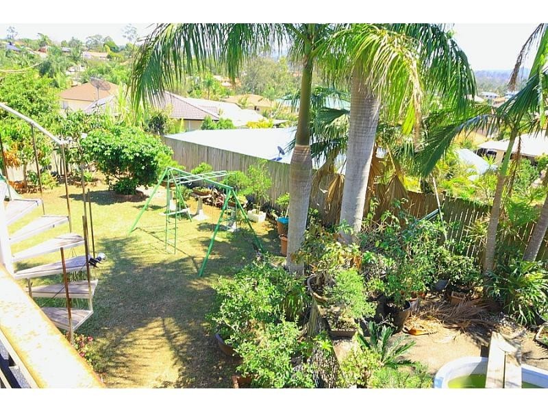 10 Baronga Street, Middle Park QLD 4074