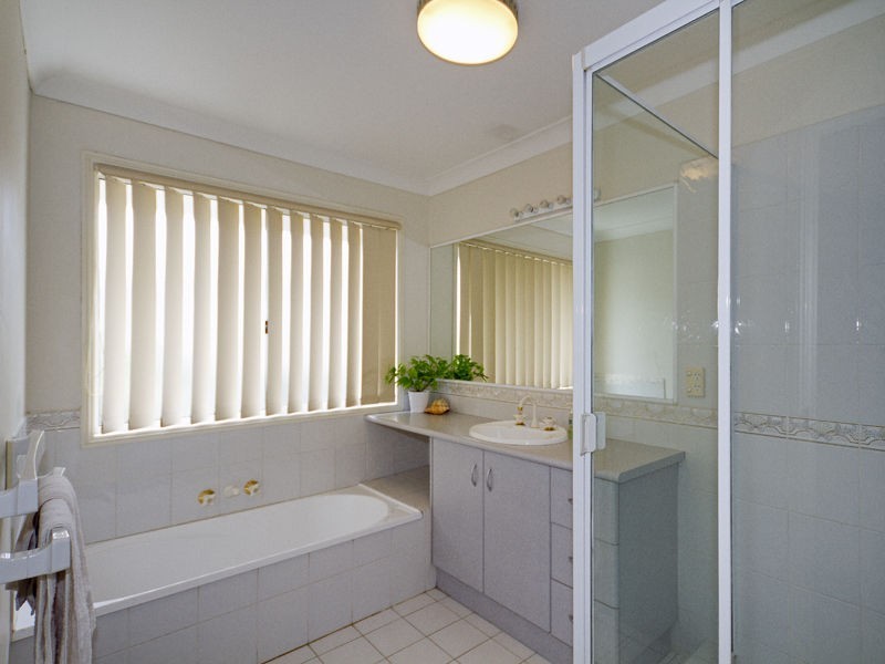 7 CARA Close, Middle Park QLD 4074