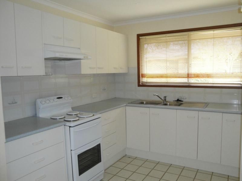 11 Lovell Court, Sinnamon Park QLD 4073