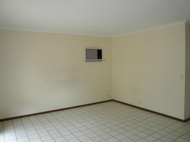 11 Lovell Court, Sinnamon Park QLD 4073