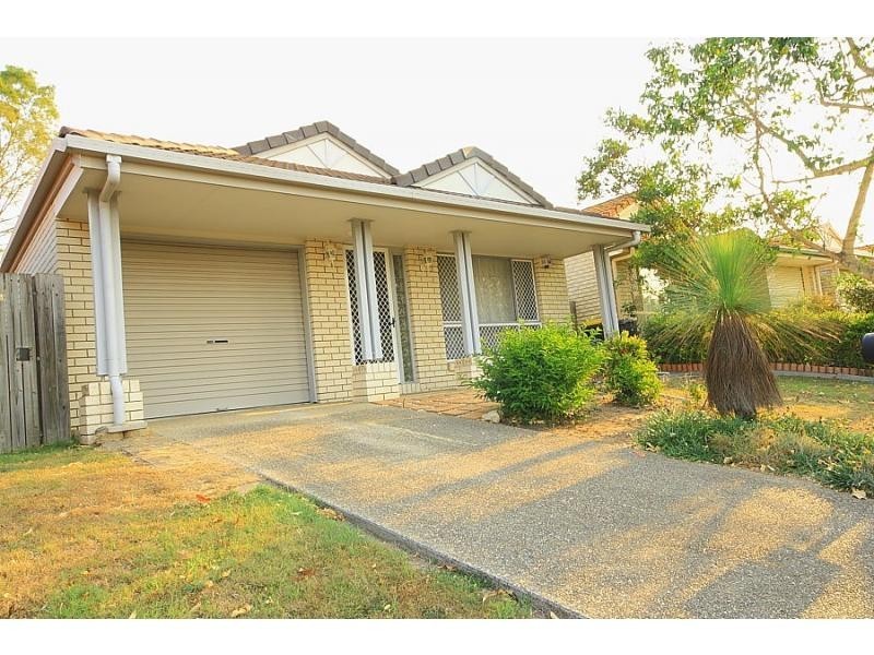 39 Lakeside Crescent, Forest Lake QLD 4078