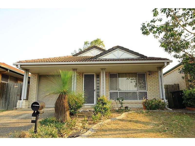 39 Lakeside Crescent, Forest Lake QLD 4078