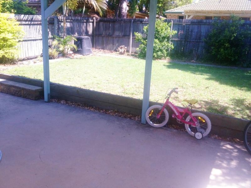 39 Lakeside Crescent, Forest Lake QLD 4078