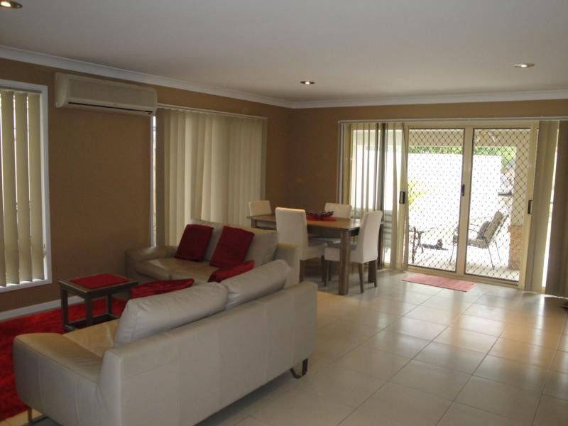 50/241 Horizon Drive, Westlake QLD 4074