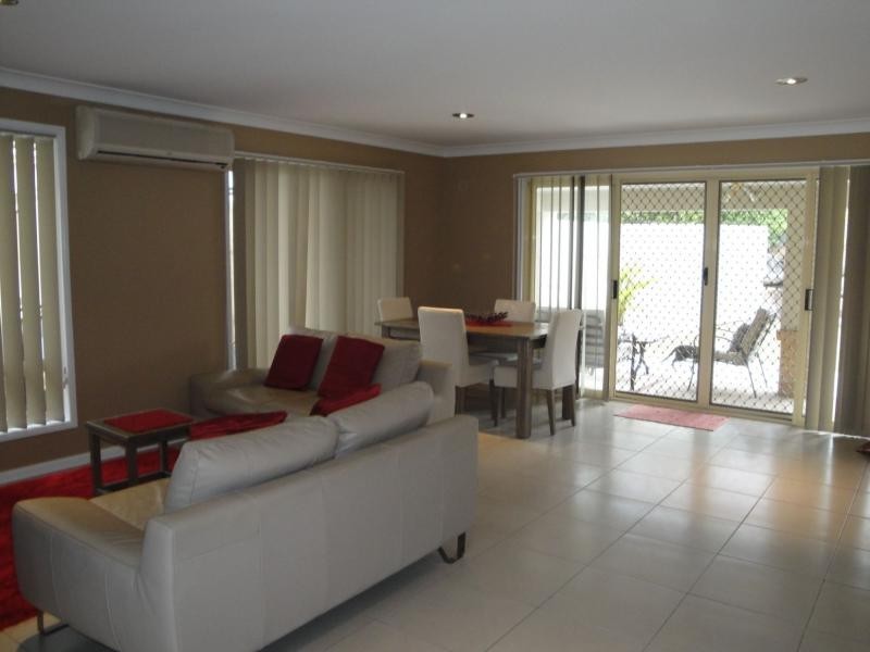 50/241 Horizon Drive, Westlake QLD 4074