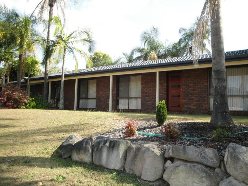 1 Barup Close, Middle Park QLD 4074