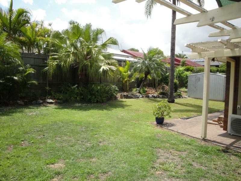 23 Pallert Street, Middle Park QLD 4074