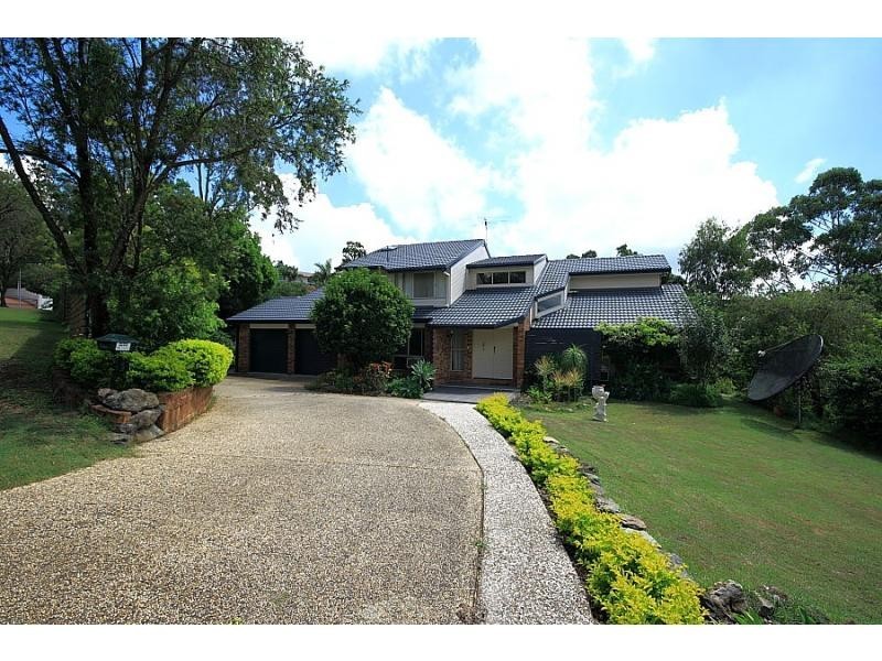 5 Bondel Place, Mount Ommaney QLD 4074