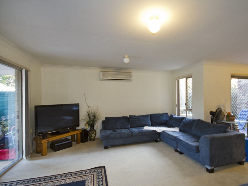 Seventeen Mile Rocks QLD 4073