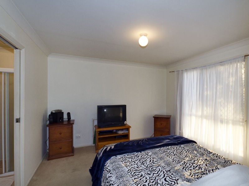 Seventeen Mile Rocks QLD 4073