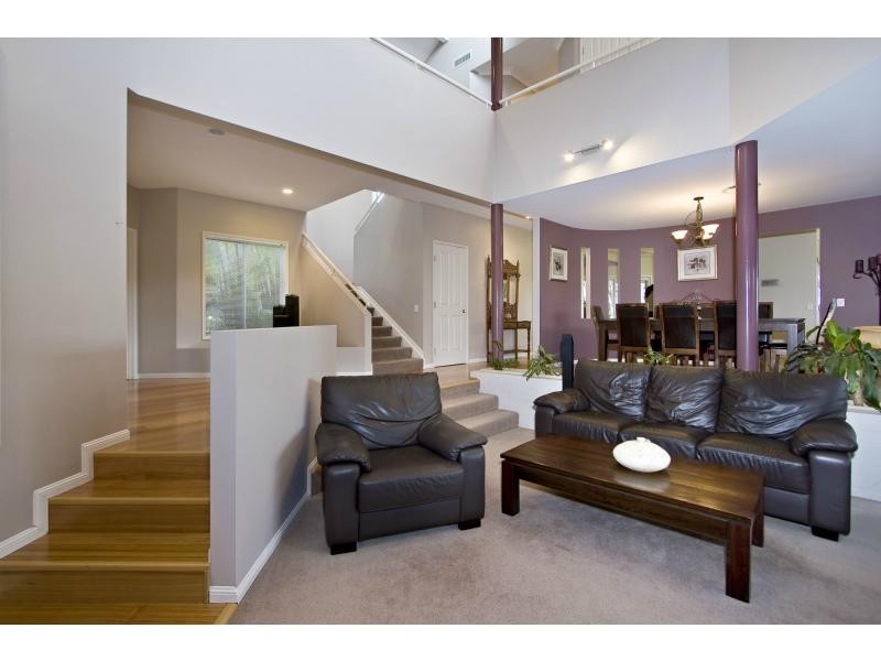 17 Cityview Road, Sinnamon Park QLD 4073