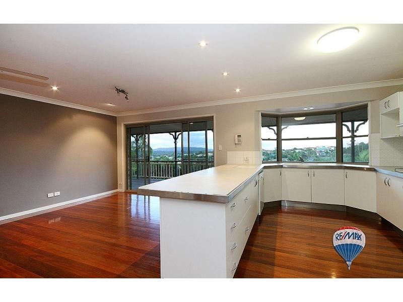 Sinnamon Park QLD 4073