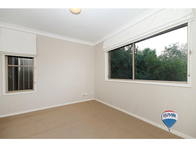 Sinnamon Park QLD 4073