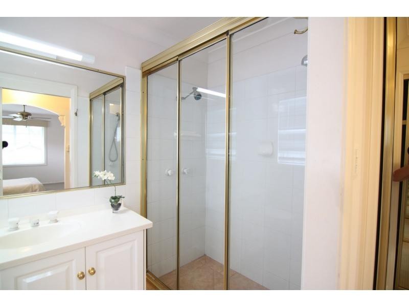 1 Timaru Close, Westlake QLD 4074