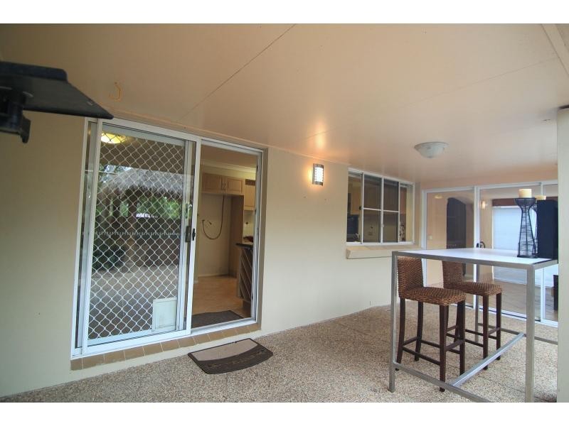 1 Timaru Close, Westlake QLD 4074