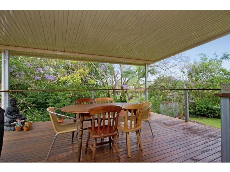 98 Tavistock Street, Oxley QLD 4075