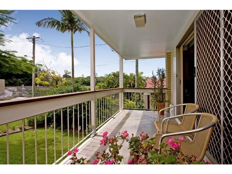 98 Tavistock Street, Oxley QLD 4075