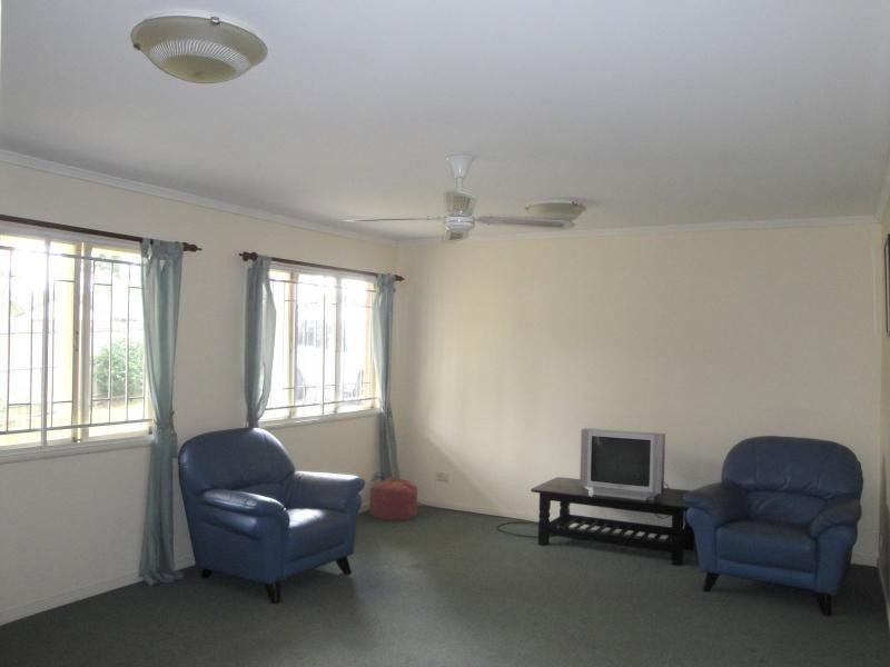 6 Mankinna Street, Jindalee QLD 4074